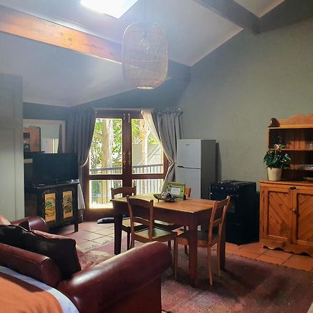 Waterhouse Guest Lodge - Indus Street Pretoria-Noord Rom bilde