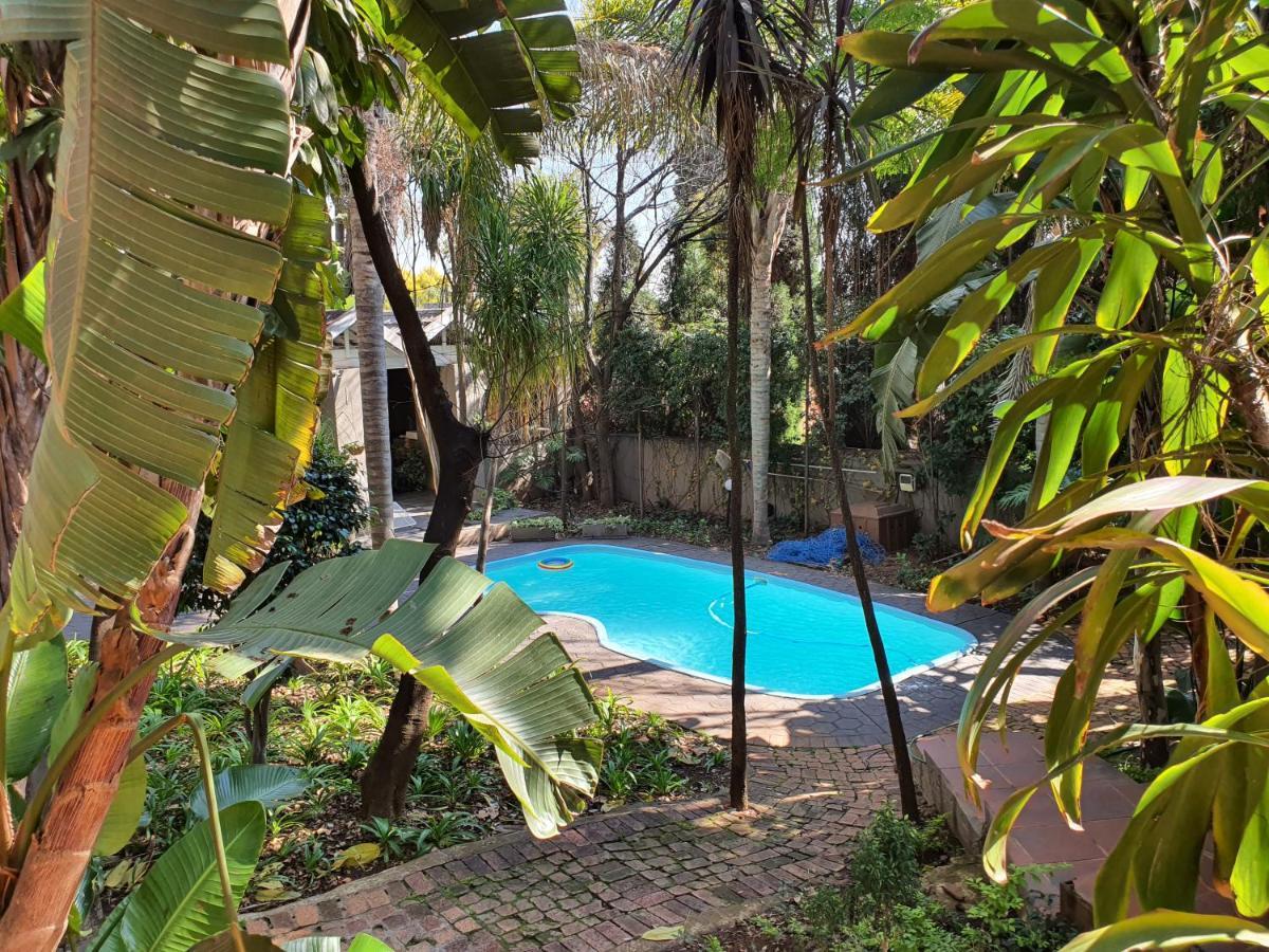 Waterhouse Guest Lodge - Indus Street Pretoria-Noord Eksteriør bilde