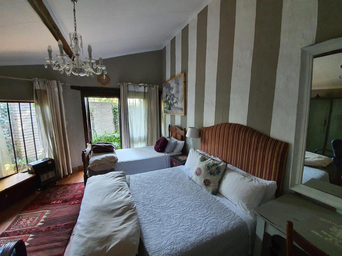 Waterhouse Guest Lodge - Indus Street Pretoria-Noord Eksteriør bilde