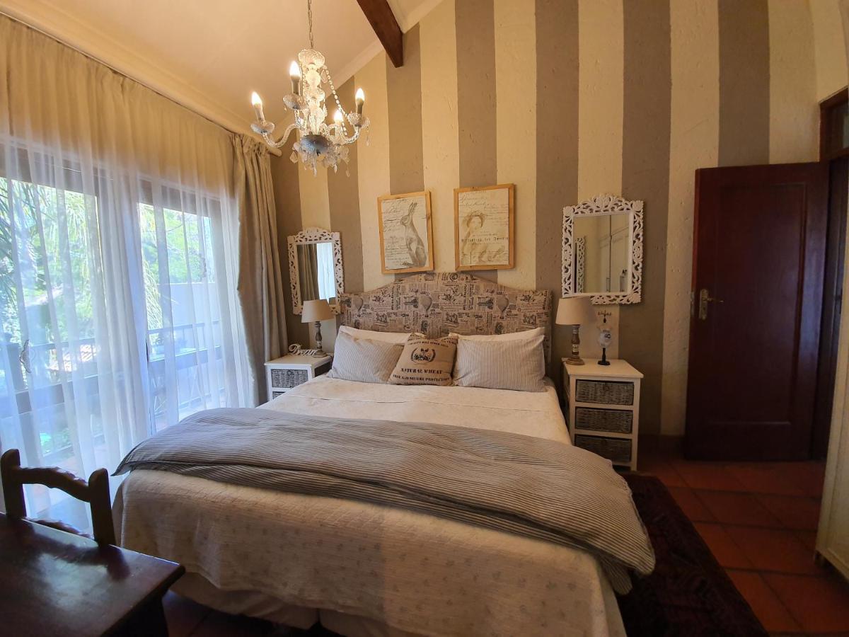 Waterhouse Guest Lodge - Indus Street Pretoria-Noord Eksteriør bilde