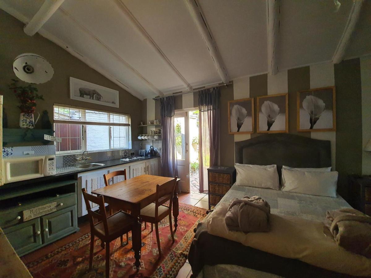 Waterhouse Guest Lodge - Indus Street Pretoria-Noord Eksteriør bilde