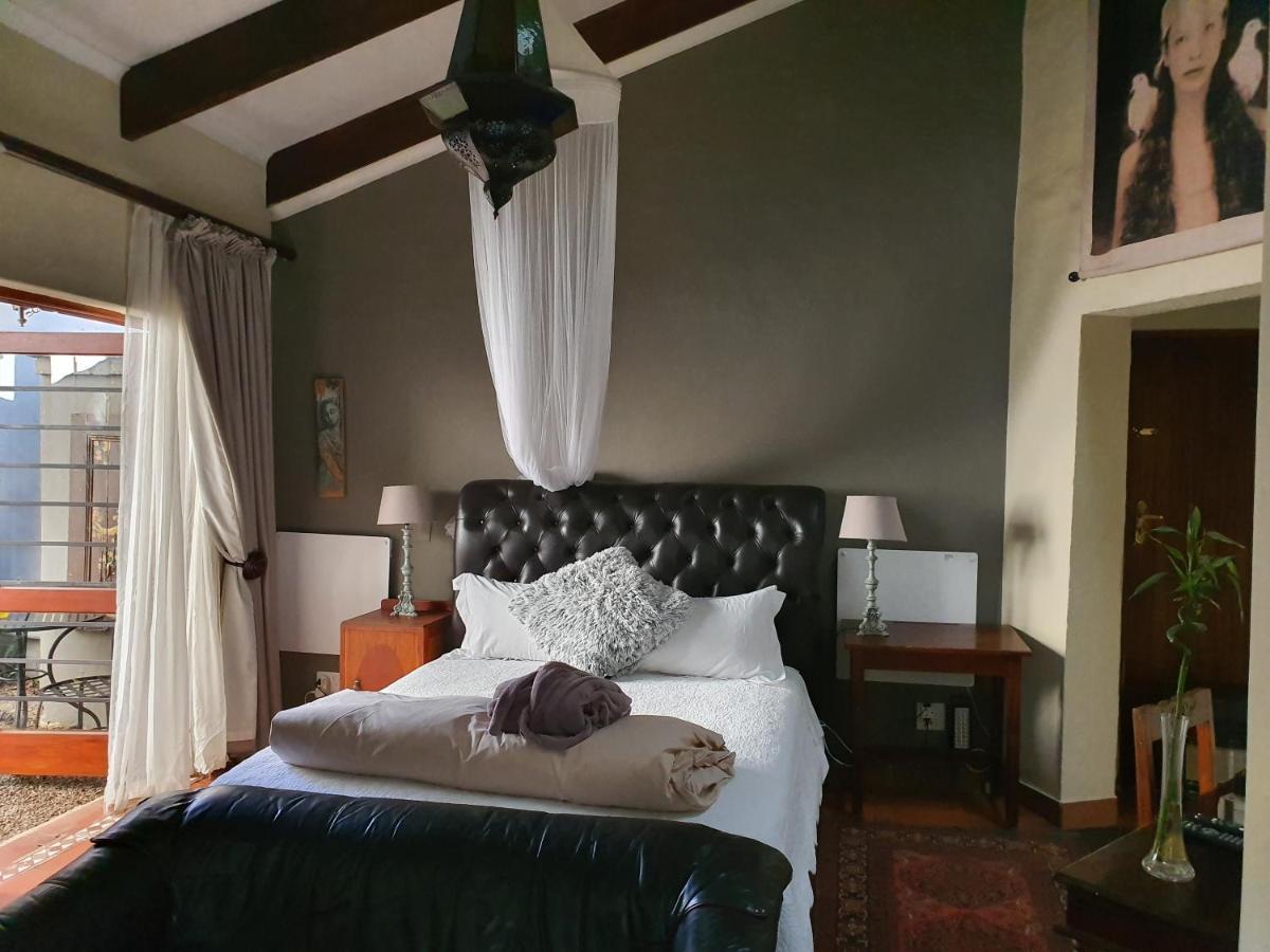 Waterhouse Guest Lodge - Indus Street Pretoria-Noord Eksteriør bilde
