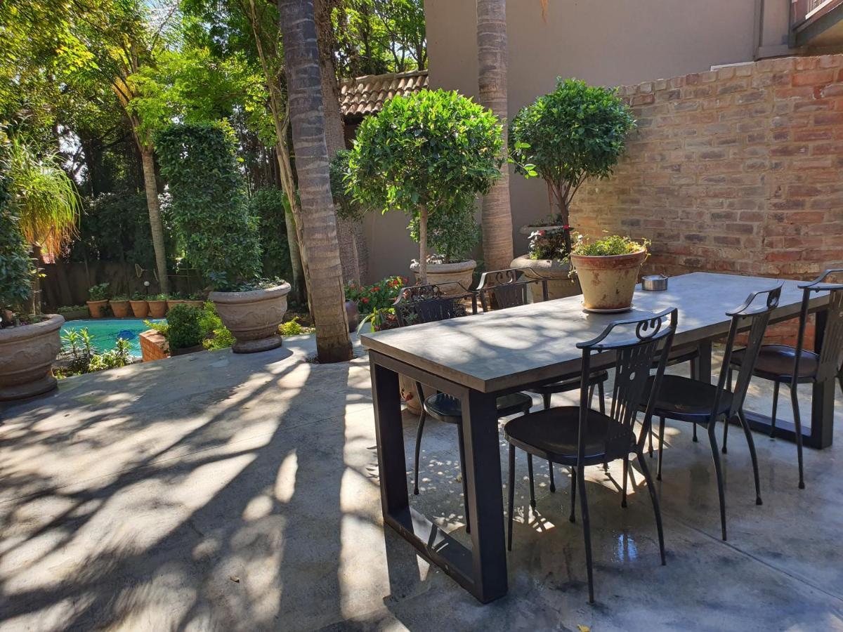 Waterhouse Guest Lodge - Indus Street Pretoria-Noord Eksteriør bilde