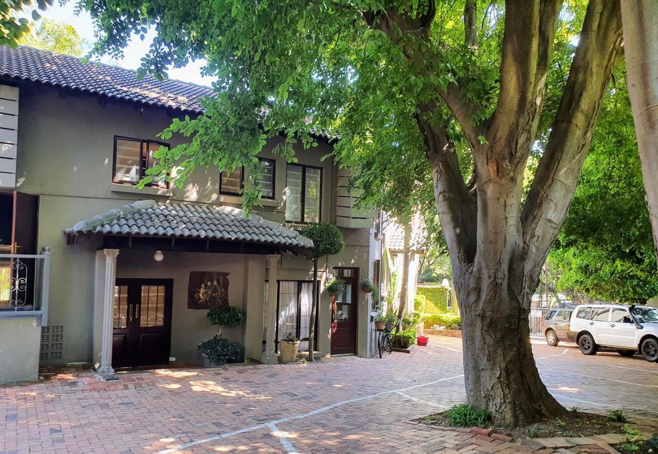 Waterhouse Guest Lodge - Indus Street Pretoria-Noord Eksteriør bilde