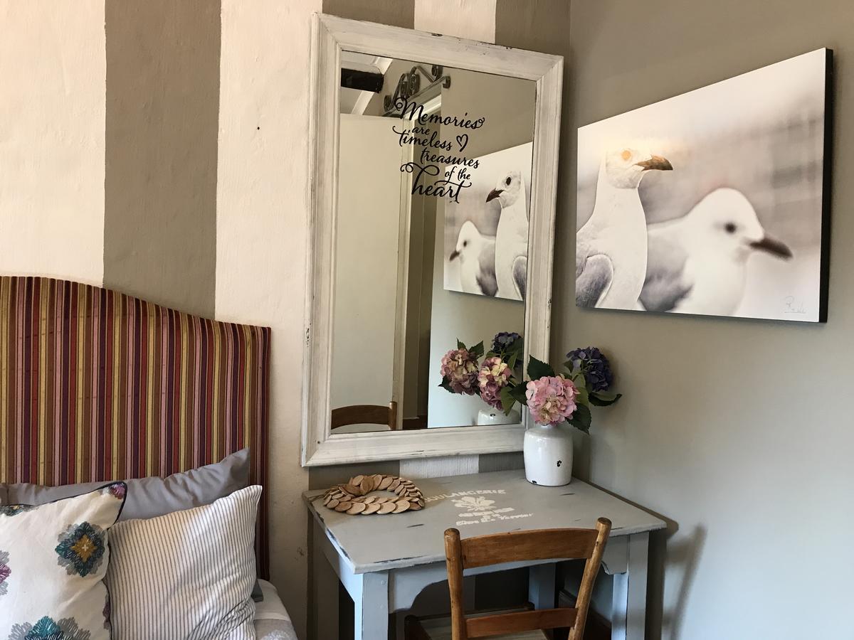 Waterhouse Guest Lodge - Indus Street Pretoria-Noord Eksteriør bilde